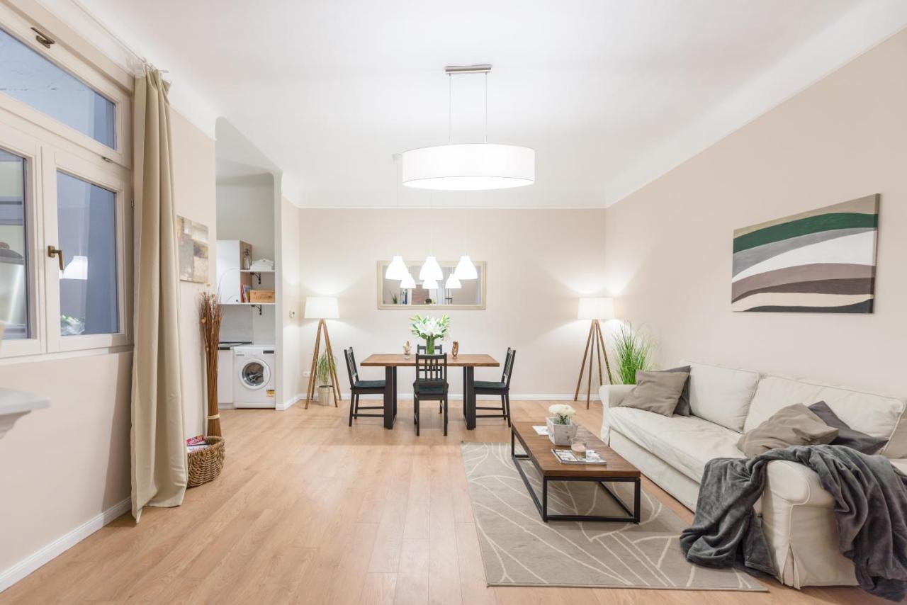 Downtown Heart 3 Bdr, 2 Bath, A/c Апартаменты Будапешт